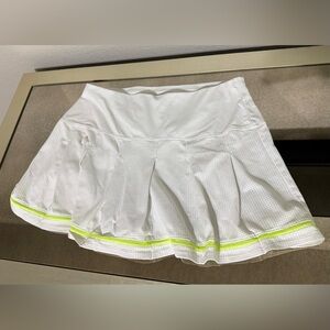 Lucky in Love white tennis skirt size medium